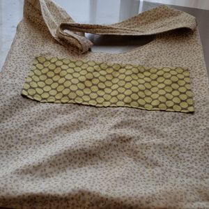 Over shoulder bag, reversible